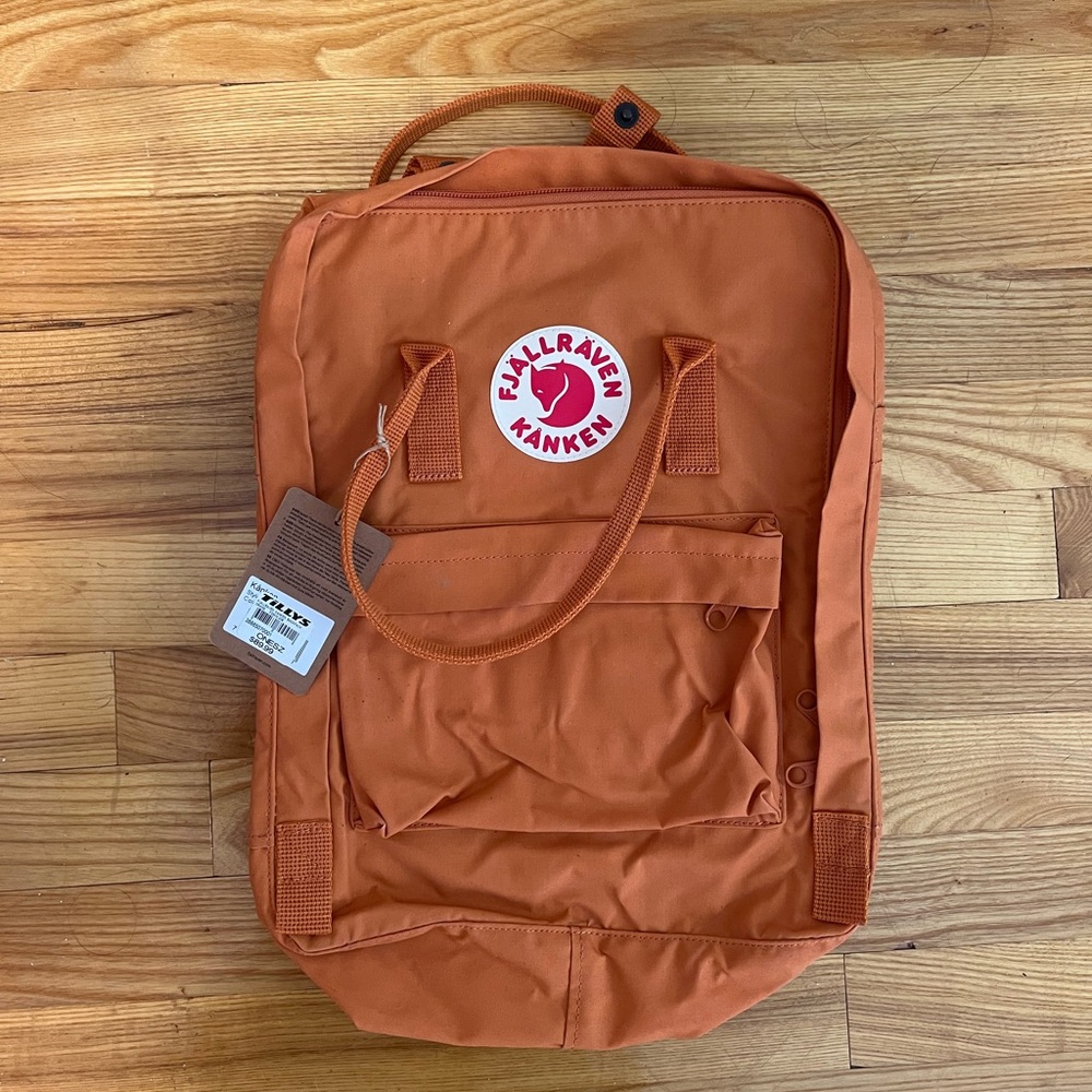 SOLD!!! NWT FJALLRAVEN Kanken Backpack Sunstone Orange
